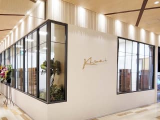 美容室KISEI 泉セルバテラス店の外観写真